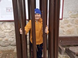 55749640412700017715944357759898522149372981n